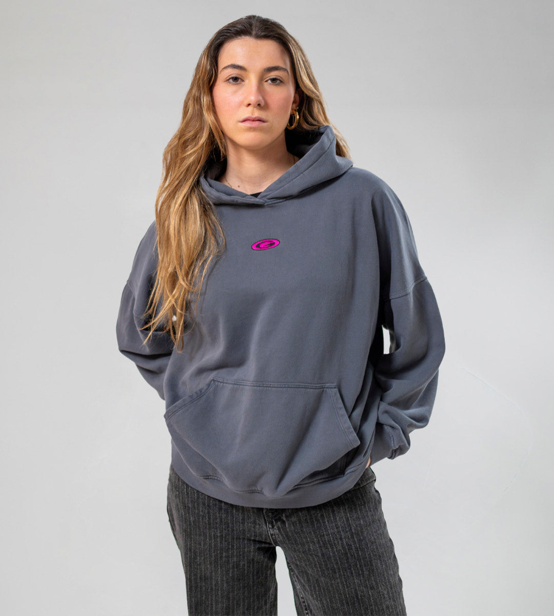 Chica con sudadera con capucha expo sevilla 92 Guayabi